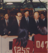 1999年：股市5·19 “久久”爆發(fā)221.png