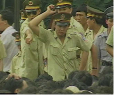 震驚全球：本想賣表賺錢結(jié)果發(fā)生8·10 風(fēng)波842.png